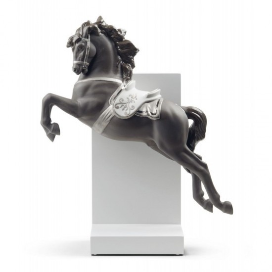 Figura de porcelana de Lladró Caballo en pirouette (Re-Deco)