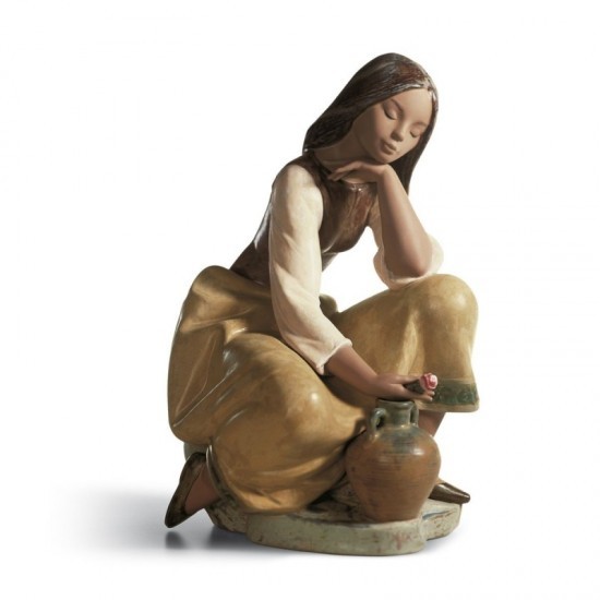 Figura de porcelana de Lladró Cantarera clásica