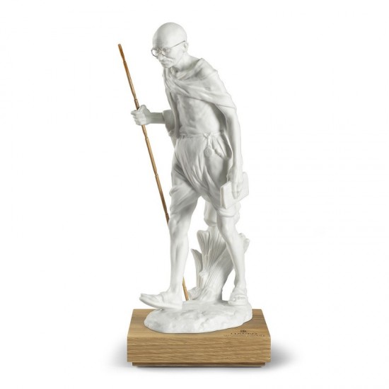 Figura de porcelana Lladró Mahatma Gandhi- 150 aniversario