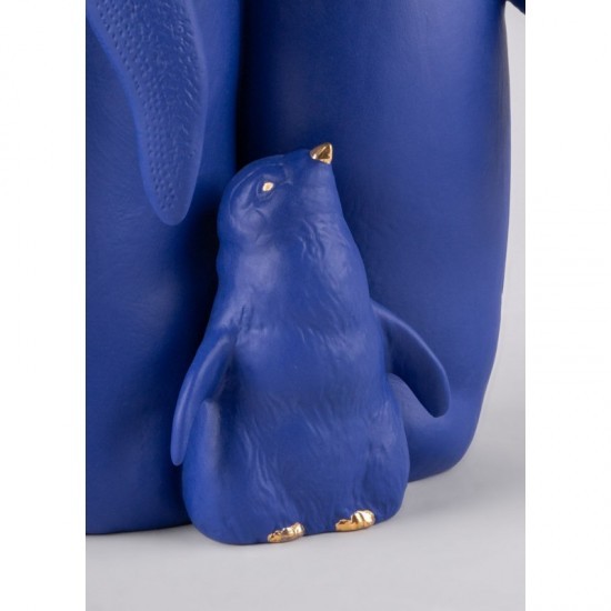 Figurine en porcelaine de Lladró Famille de pingouins (bleu-or)_des détails