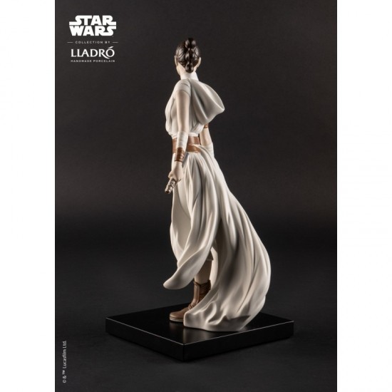 Figurine en porcelaine de Lladró_Star Wars Rey_vue arrière