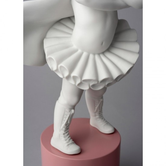 Figura de porcelana Lladró Niña Soy una superheroína
