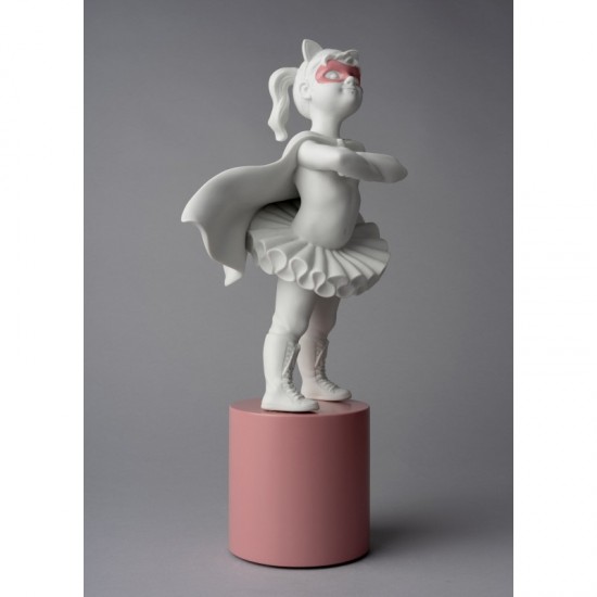 Figura de porcelana Lladró Niña Soy una superheroína