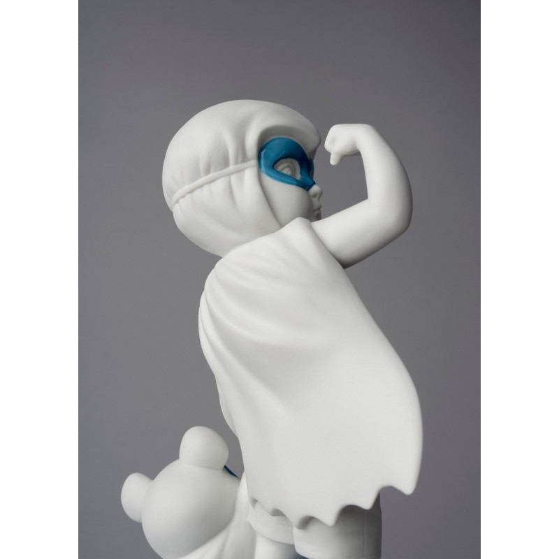 Figura de porcelana Lladró Bebé superheroe con osito de peluche_vista trasera
