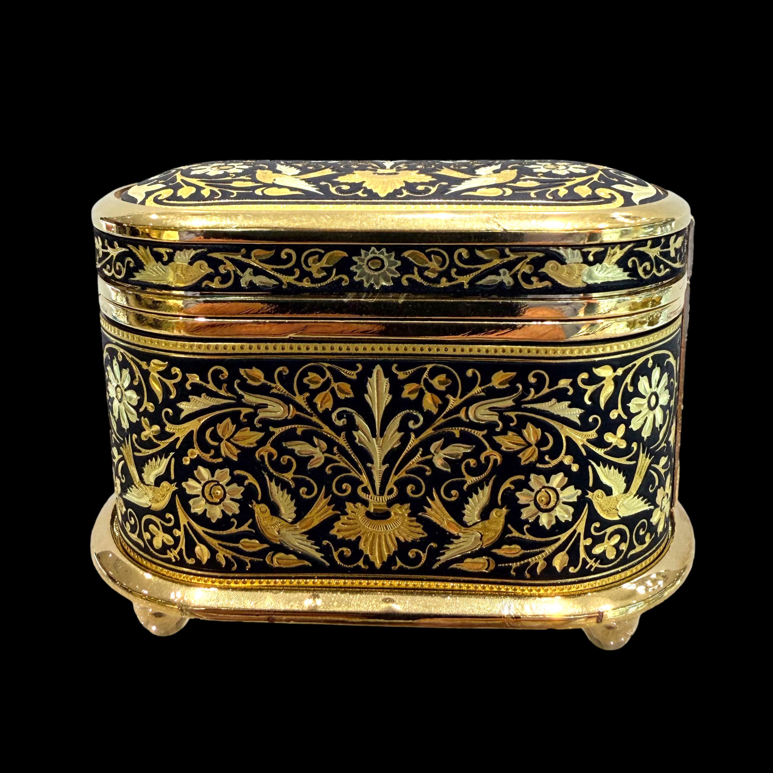 Cofre-damasquinado-41842000