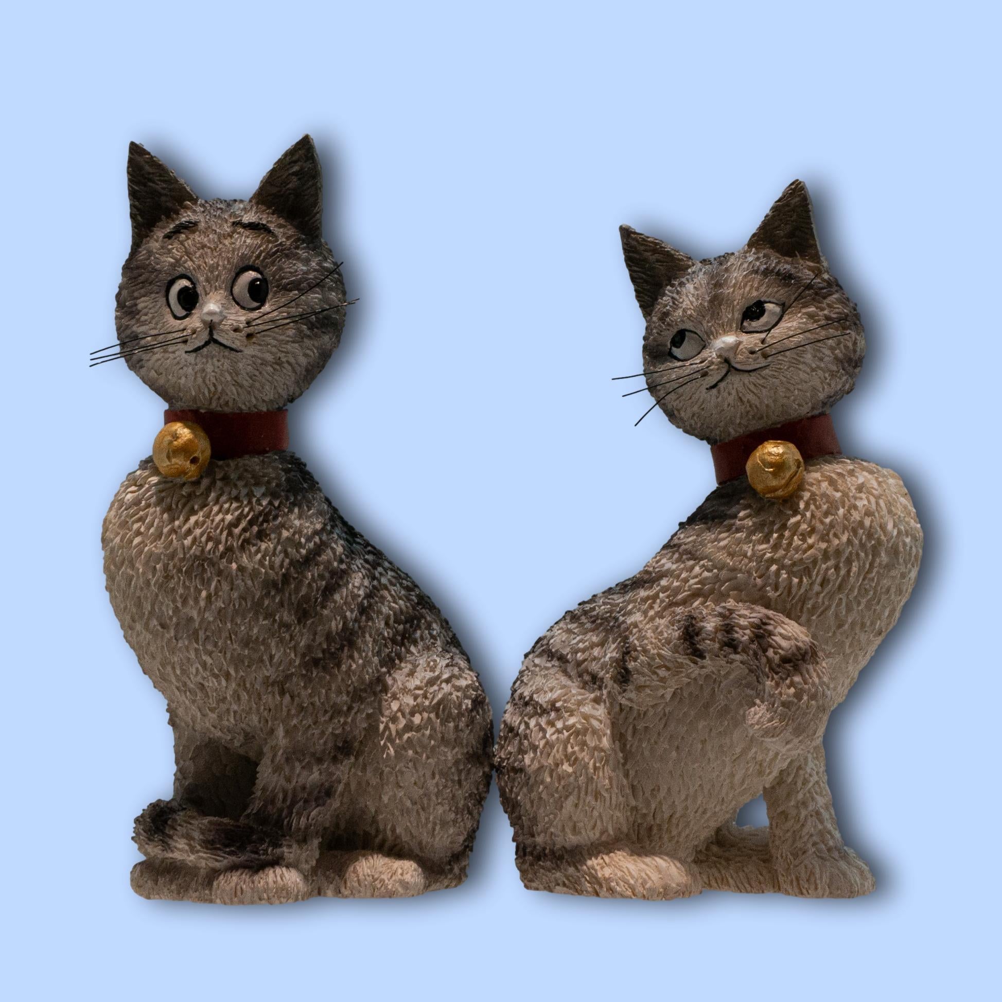 Gato y gata cascabel