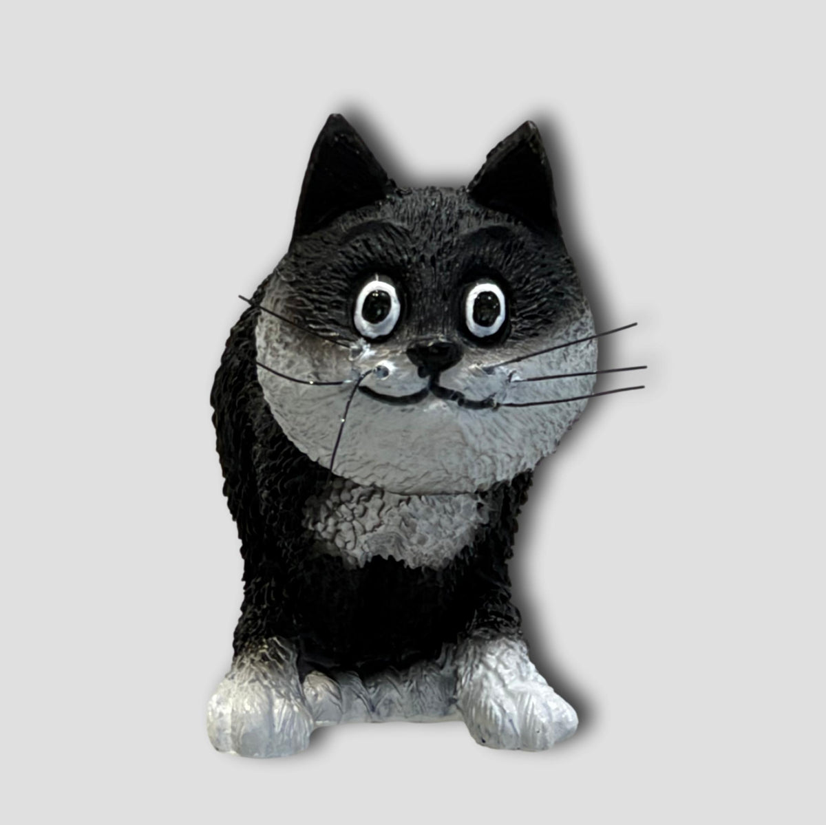 GATO SORPRENDIDO DUB 82