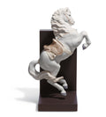 Caballo en courbette
